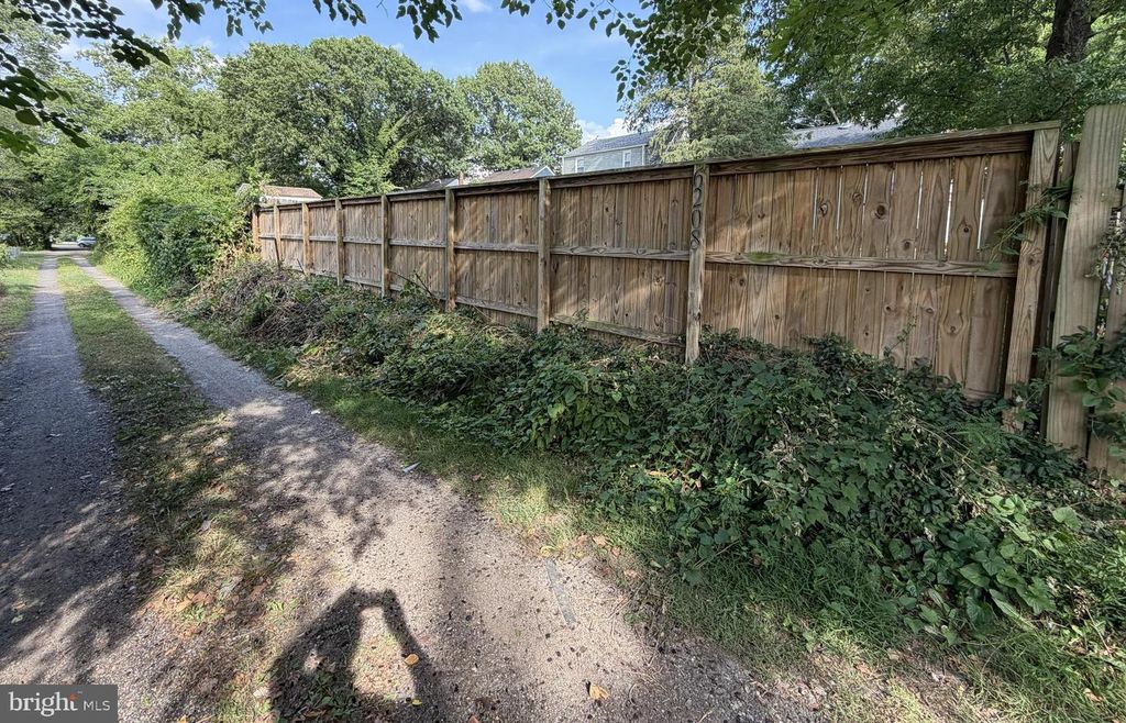 Image 31 of property listing at 6208 ELMHURST ST, District Heights, MD 20747