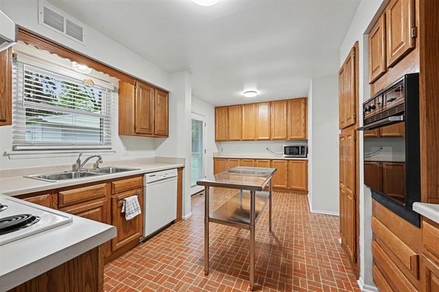 1467 Kingwood Street, Ypsilanti, MI 48197
