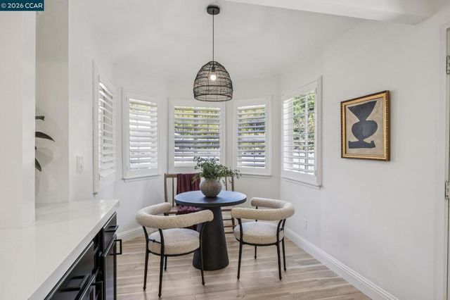 111 Park Ave, Walnut Creek, CA 94595