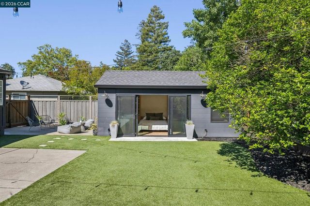 111 Park Ave, Walnut Creek, CA 94595