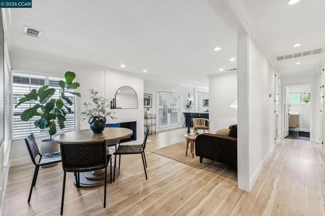 111 Park Ave, Walnut Creek, CA 94595