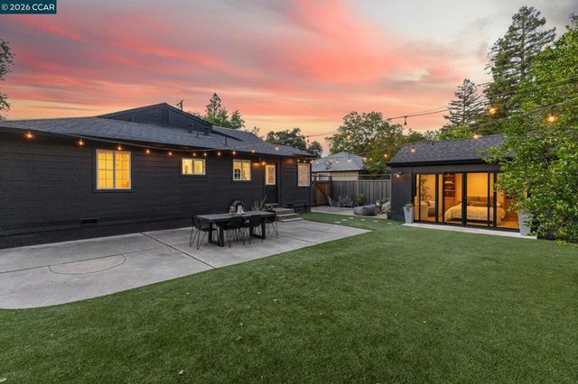 111 Park Ave, Walnut Creek, CA 94595