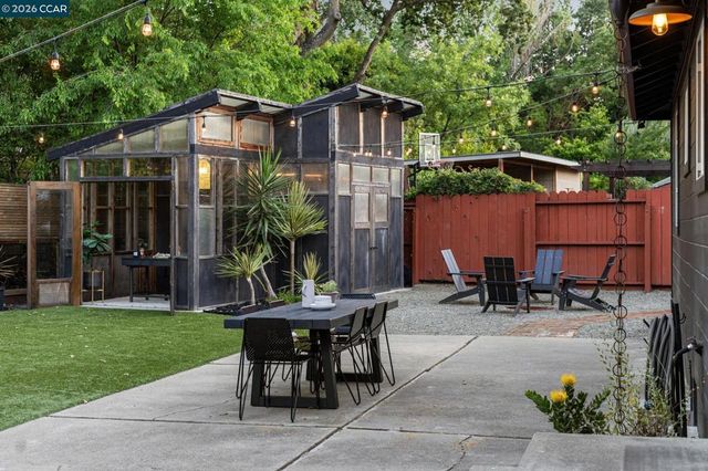 111 Park Ave, Walnut Creek, CA 94595