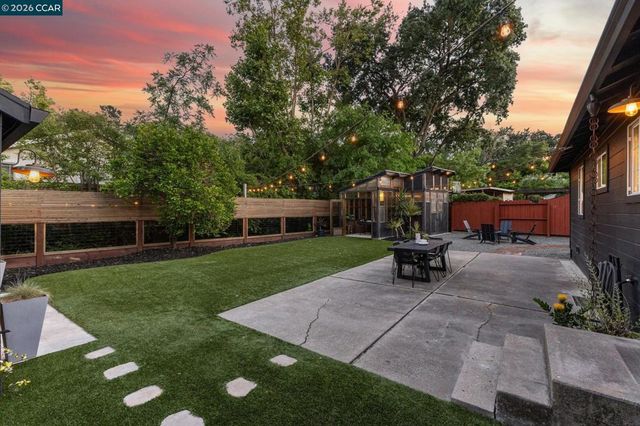 111 Park Ave, Walnut Creek, CA 94595