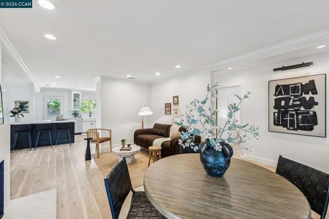 111 Park Ave, Walnut Creek, CA 94595