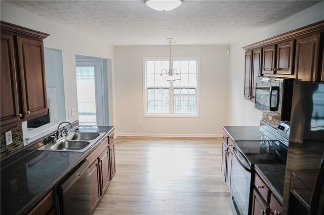 275 Hoglen Drive, Covington, GA 30016