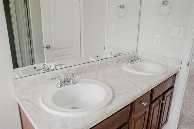 275 Hoglen Drive, Covington, GA 30016