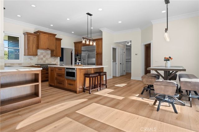 30301 Oak Grove, Redlands, CA 92373