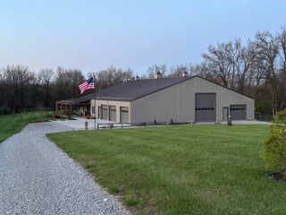3850 W ROUTE F, Clark, MO 65243