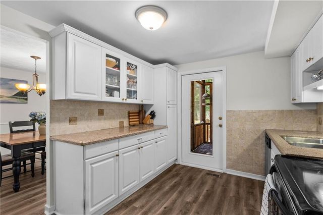 281 Cross Gate Drive, Marietta, GA 30068