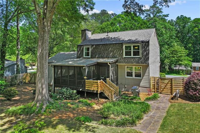 281 Cross Gate Drive, Marietta, GA 30068