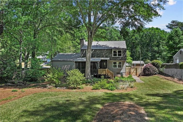 281 Cross Gate Drive, Marietta, GA 30068