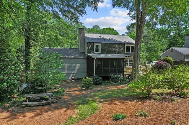 281 Cross Gate Drive, Marietta, GA 30068
