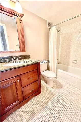 501 Three Islands Blvd 214, Hallandale Beach, FL 33009