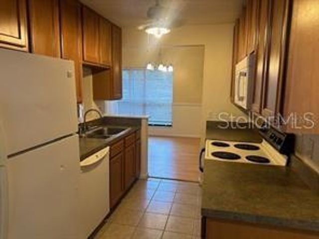 1310 STEARMAN COURT 4, Orlando, FL 32825