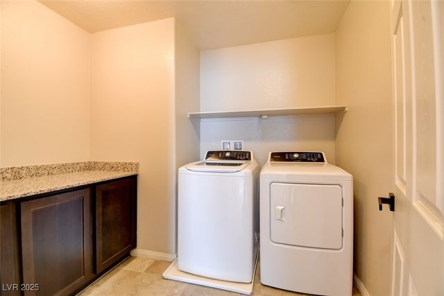 4120 Free Bird Crest Avenue, North Las Vegas, NV 89081