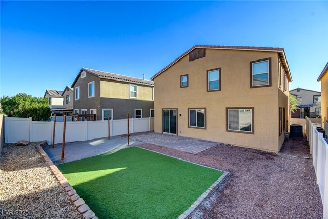 4120 Free Bird Crest Avenue, North Las Vegas, NV 89081