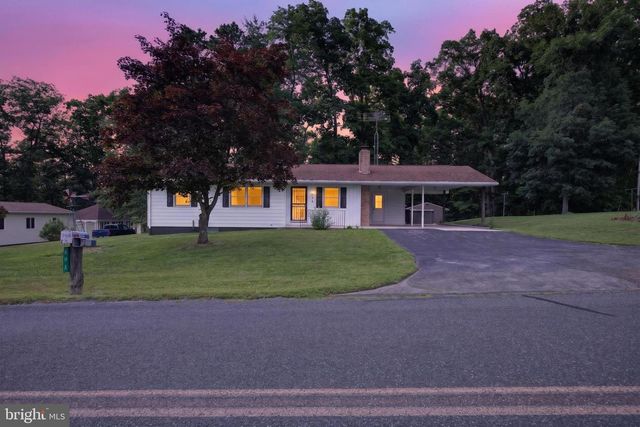 694 GUERNSEY RD, Aspers, PA 17304