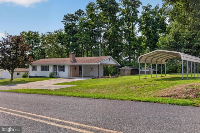 694 GUERNSEY RD, Aspers, PA 17304
