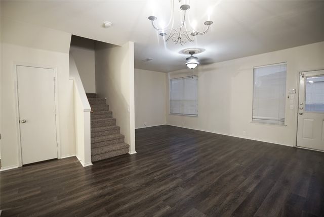 10640 Astor Drive, Fort Worth, TX 76244