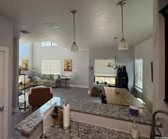 6160 Eckhert Rd Apt 1302, San Antonio, TX 78240