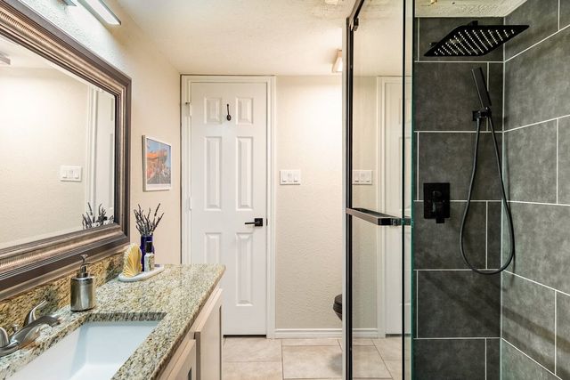 1531 Mccoy Street, Dallas, TX 75204