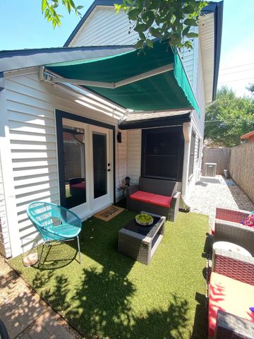1531 Mccoy Street, Dallas, TX 75204