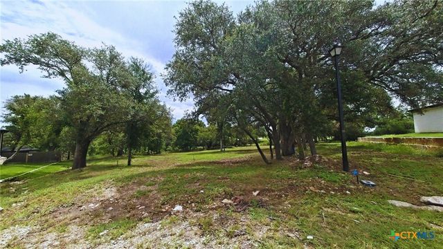 654 Creekside Drive, Belton, TX 76513