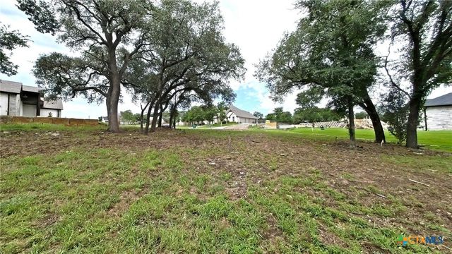 654 Creekside Drive, Belton, TX 76513