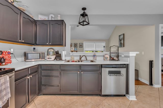 420 Shady Hill Rd, Dickson, TN 37055