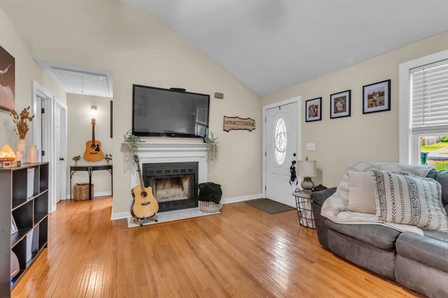 420 Shady Hill Rd, Dickson, TN 37055