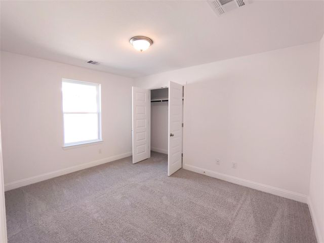 6 Keystone Court, Angleton, TX 77515