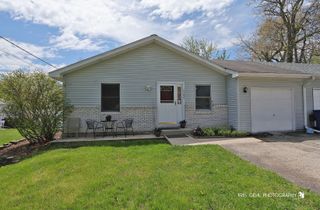 17825 W Cheyenne Court, Grayslake, IL 60030