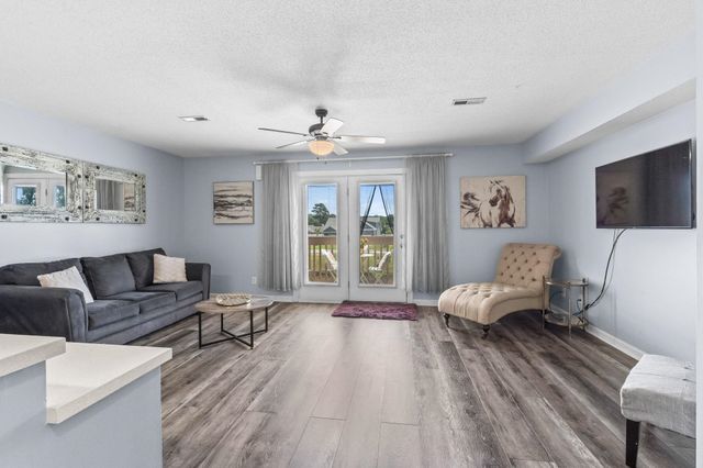 207 Double Eagle Dr. Unit E2, Surfside Beach, SC 29575