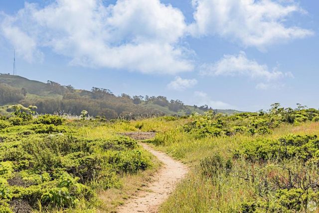 188 Santa Barbara Avenue, Daly City, CA 94014