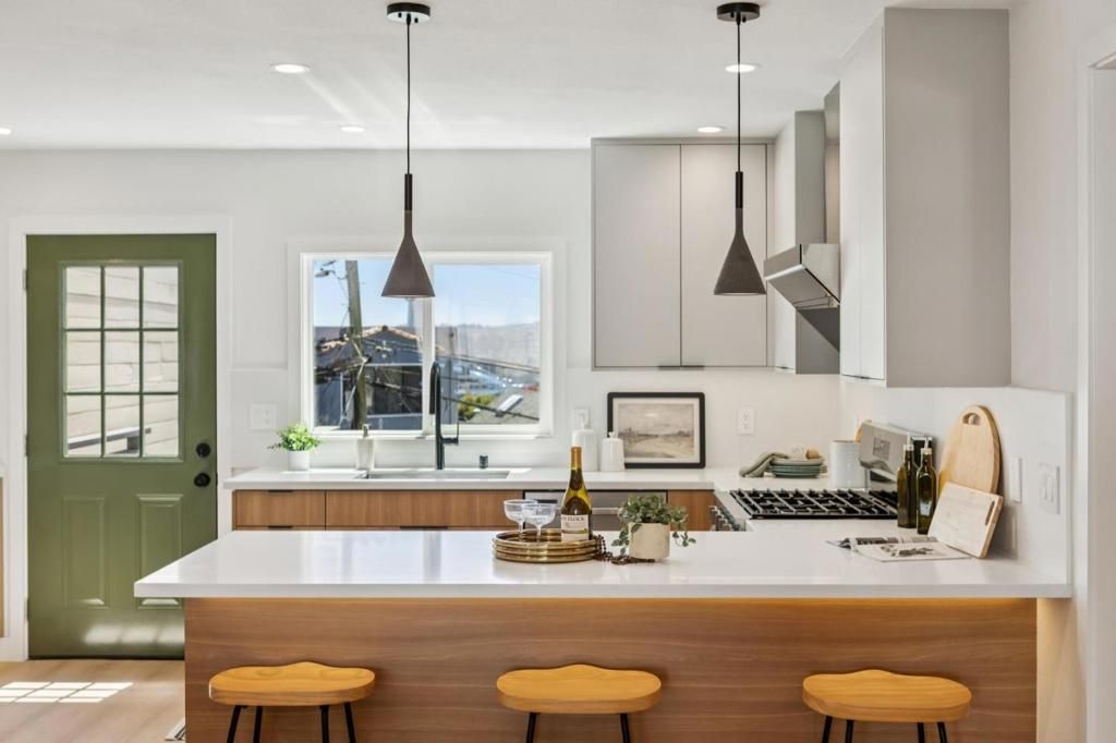 Image 33 of property listing at 188 Santa Barbara Avenue, Daly City, CA 94014