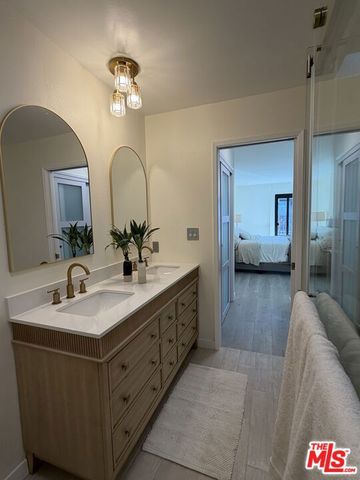 8105 Redlands Street 107, Playa Del Rey (los Angeles), CA 90293