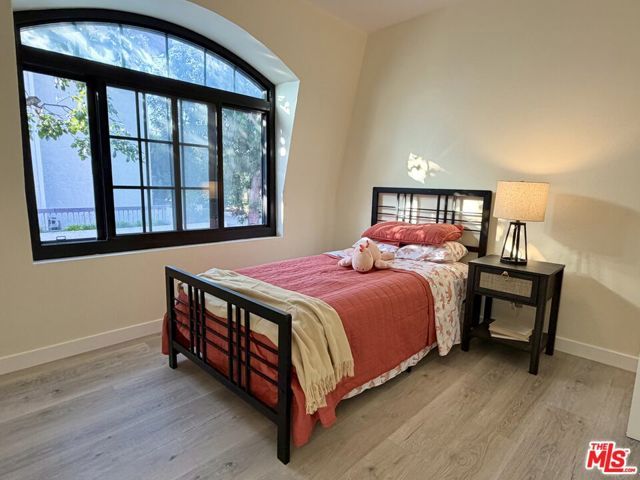 8105 Redlands Street 107, Playa Del Rey (los Angeles), CA 90293