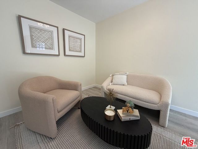 8105 Redlands Street 107, Playa Del Rey (los Angeles), CA 90293