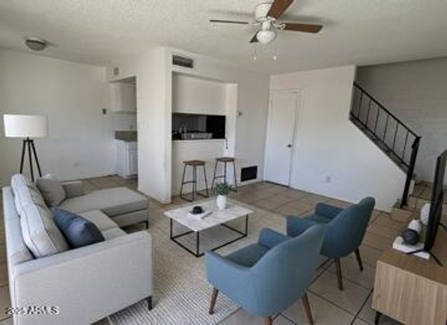 6842 W DEVONSHIRE Avenue, Phoenix, AZ 85033