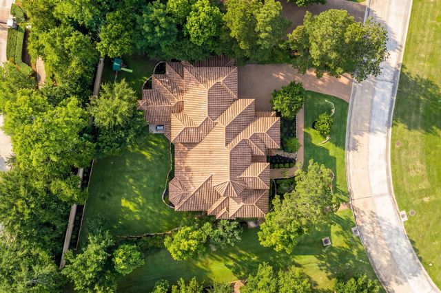 50 S Badger Lodge Circle, Spring, TX 77389