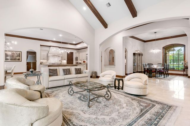 50 S Badger Lodge Circle, Spring, TX 77389