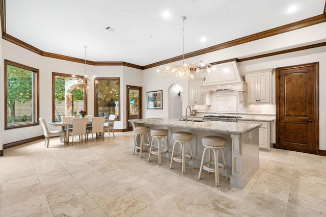 50 S Badger Lodge Circle, Spring, TX 77389