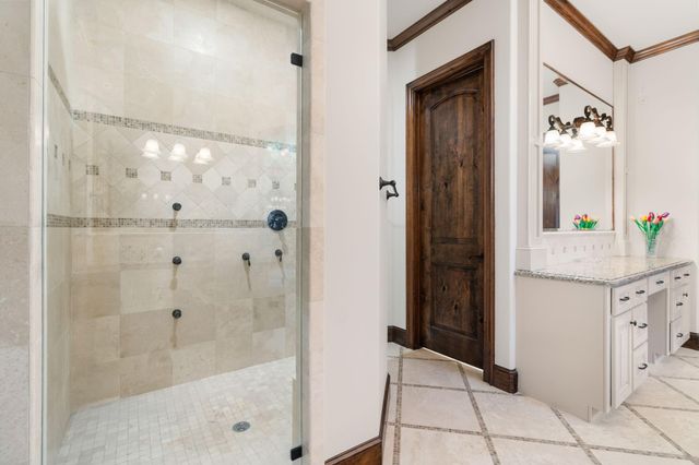 50 S Badger Lodge Circle, Spring, TX 77389