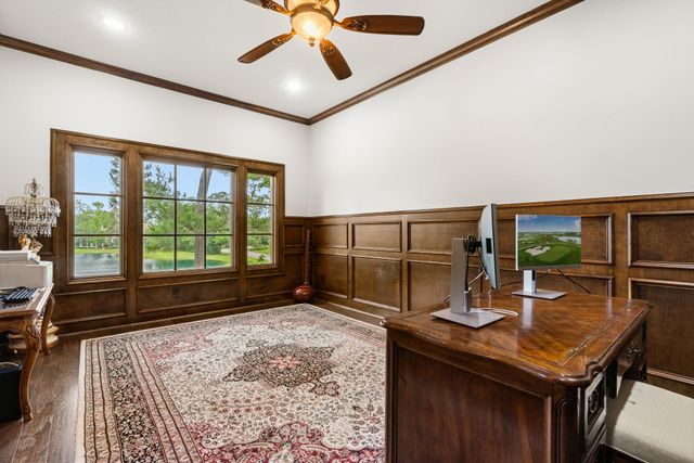 50 S Badger Lodge Circle, Spring, TX 77389
