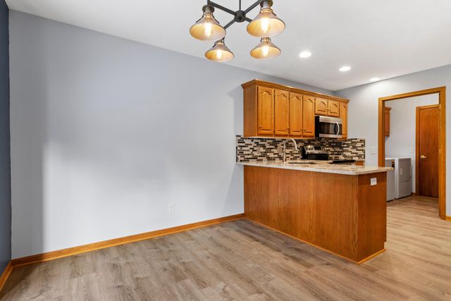 104 W FERNDALE Drive, Council Bluffs, IA 51503