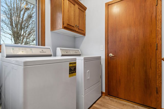 104 W FERNDALE Drive, Council Bluffs, IA 51503