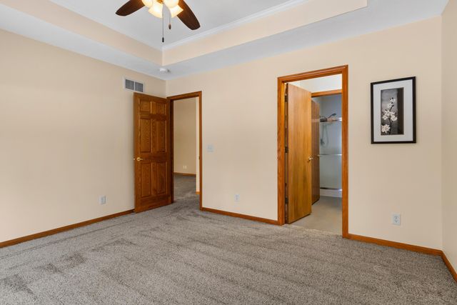 104 W FERNDALE Drive, Council Bluffs, IA 51503