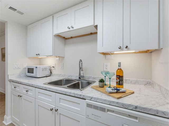 12760 INDIAN ROCKS ROAD 1004, Largo, FL 33774