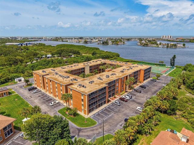 12760 INDIAN ROCKS ROAD 1004, Largo, FL 33774